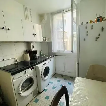 Proche Zenith Metro
