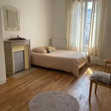 Privatunterkunft Proche Zenith Metro *